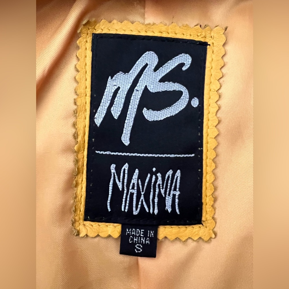 Ms. Maxima Jacket - image 4